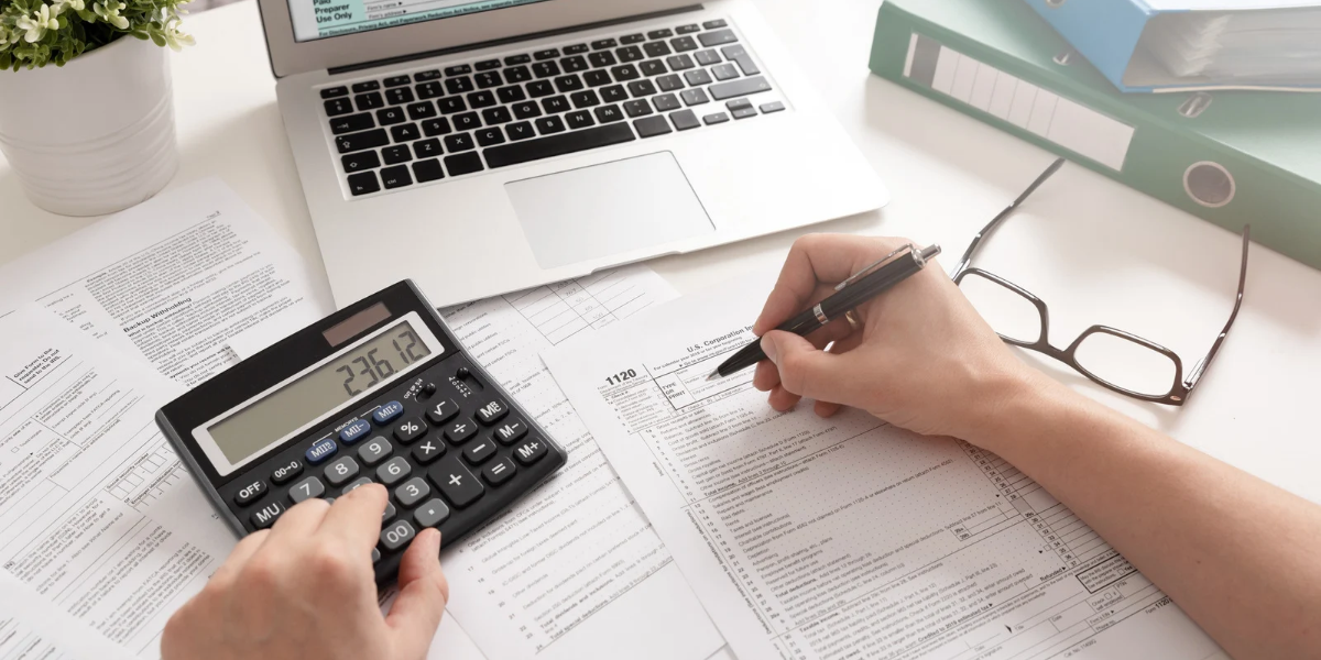 Ce verifici înainte să consideri declarația D406 (SAF-T) finalizată și corectă